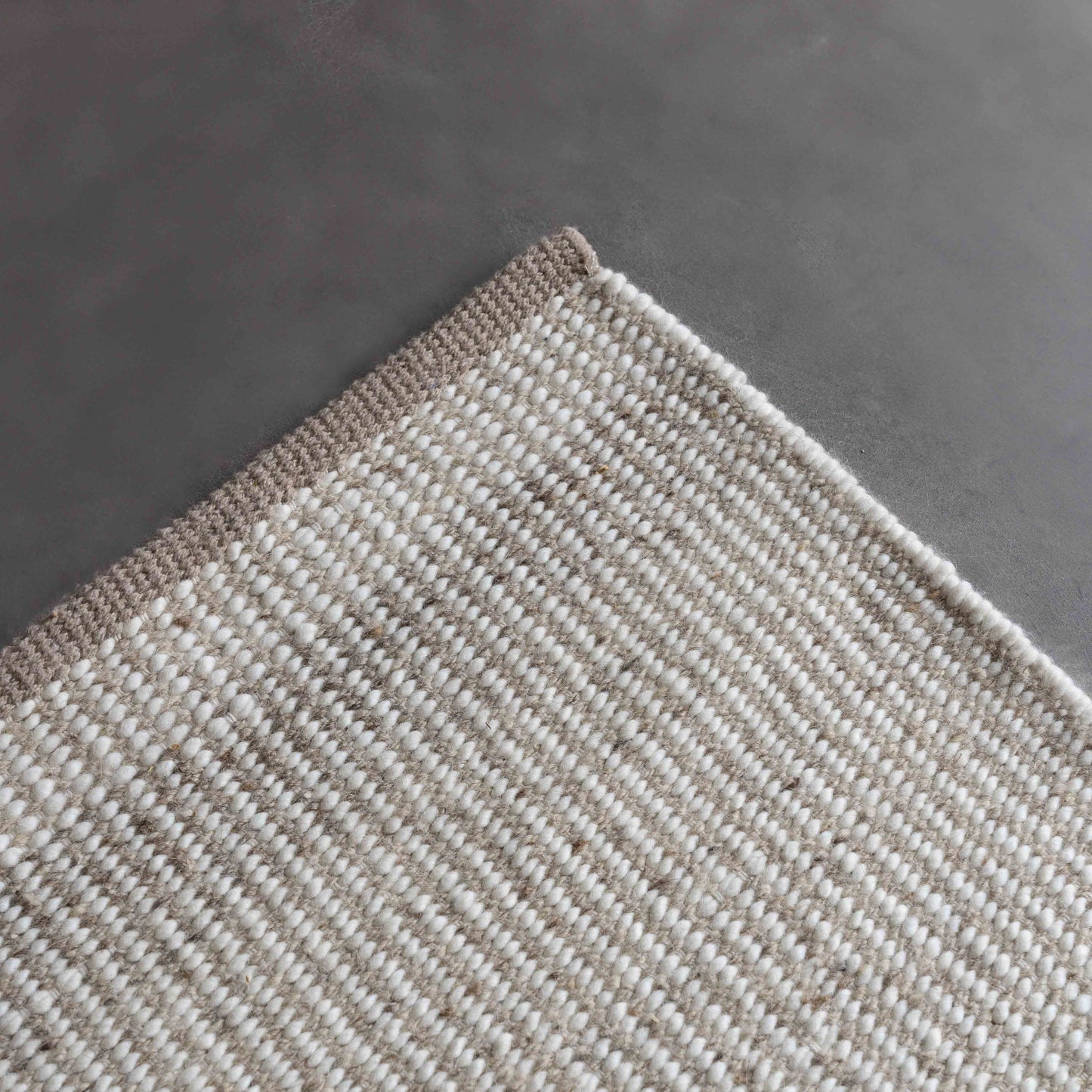 Handcrafted Silver Wool Rug