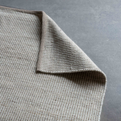 Handcrafted Silver Wool Rug