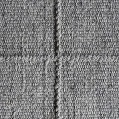 Har bour View Handcrafted Grey Wool Rug